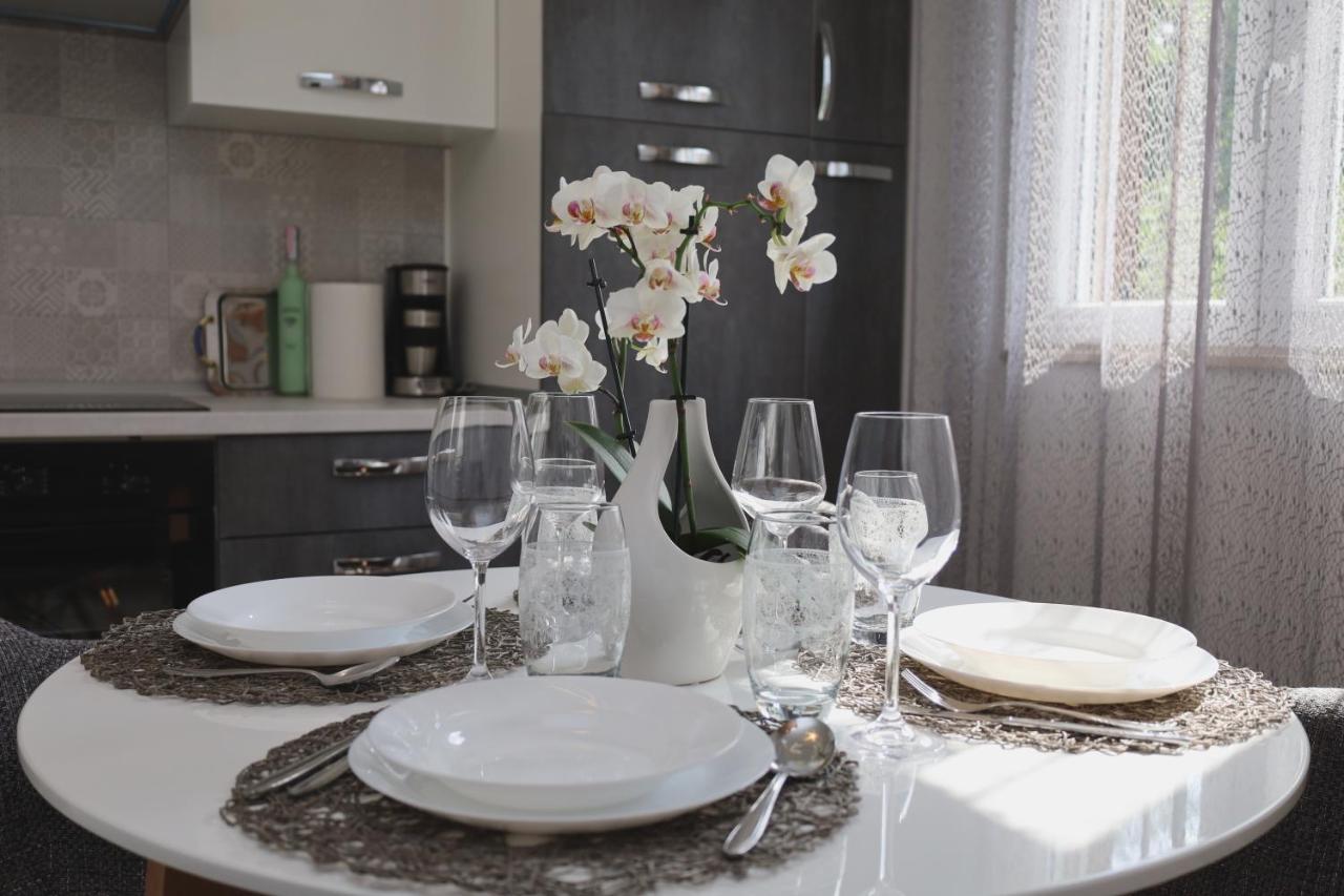 Holiday House Nono Сумартин Екстериор снимка