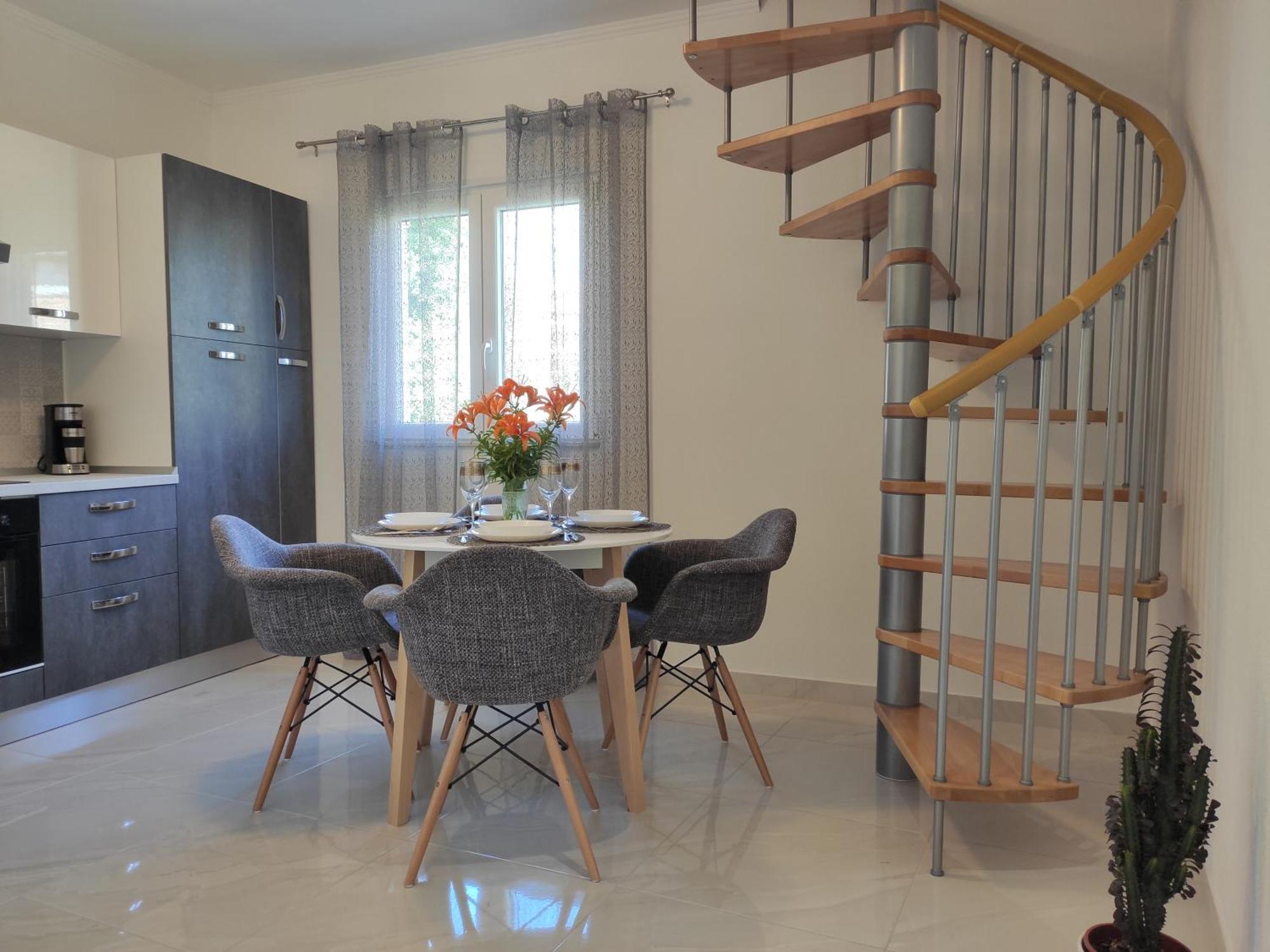 Holiday House Nono Сумартин Екстериор снимка